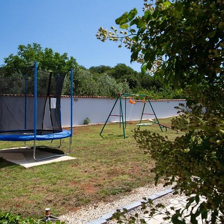 Holiday Home Petrovic Medulin Luaran gambar