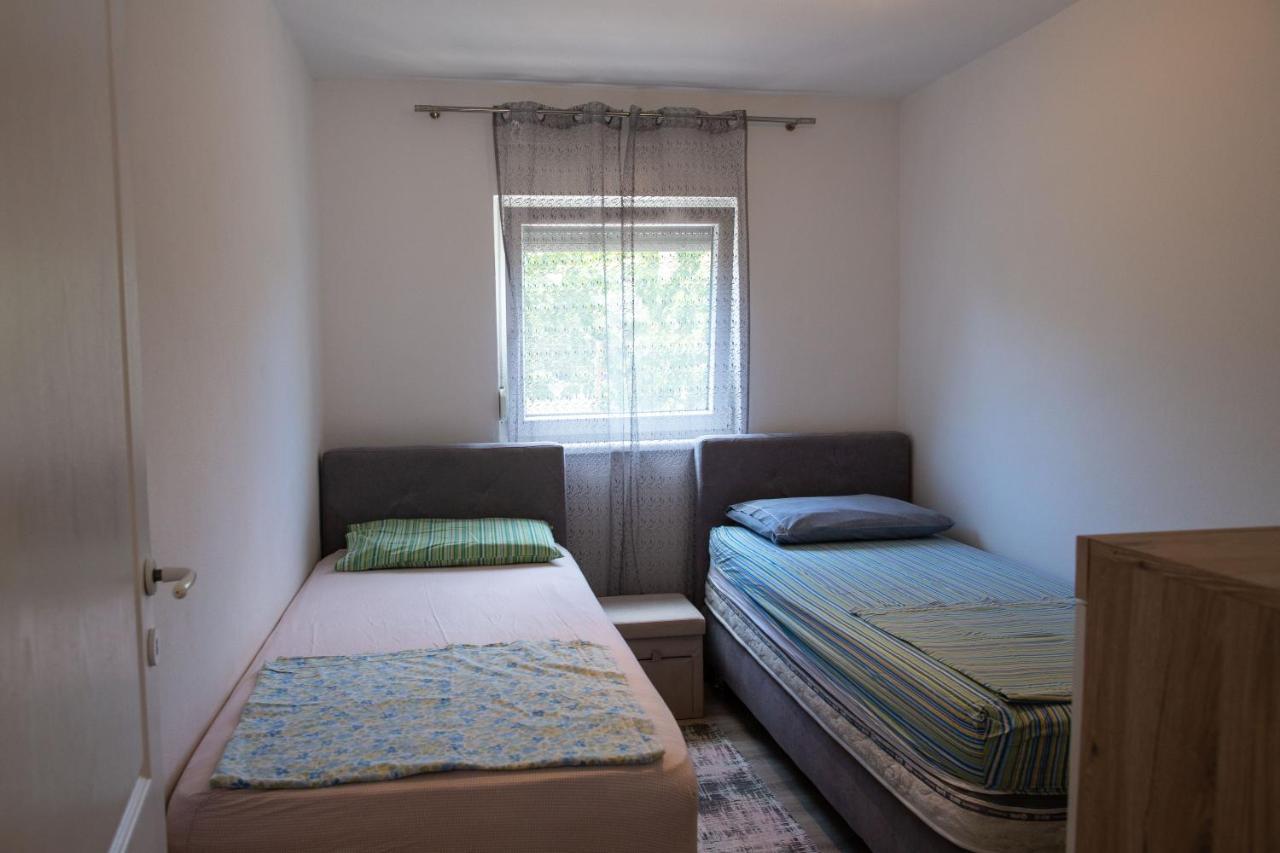 Holiday Home Petrovic Medulin Luaran gambar