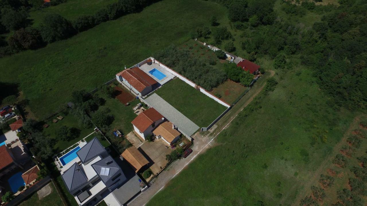 Holiday Home Petrovic Medulin Luaran gambar
